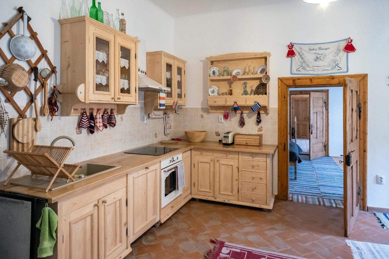 Villa Rihuini Eco Wine House Transylvania Richisu Exterior photo